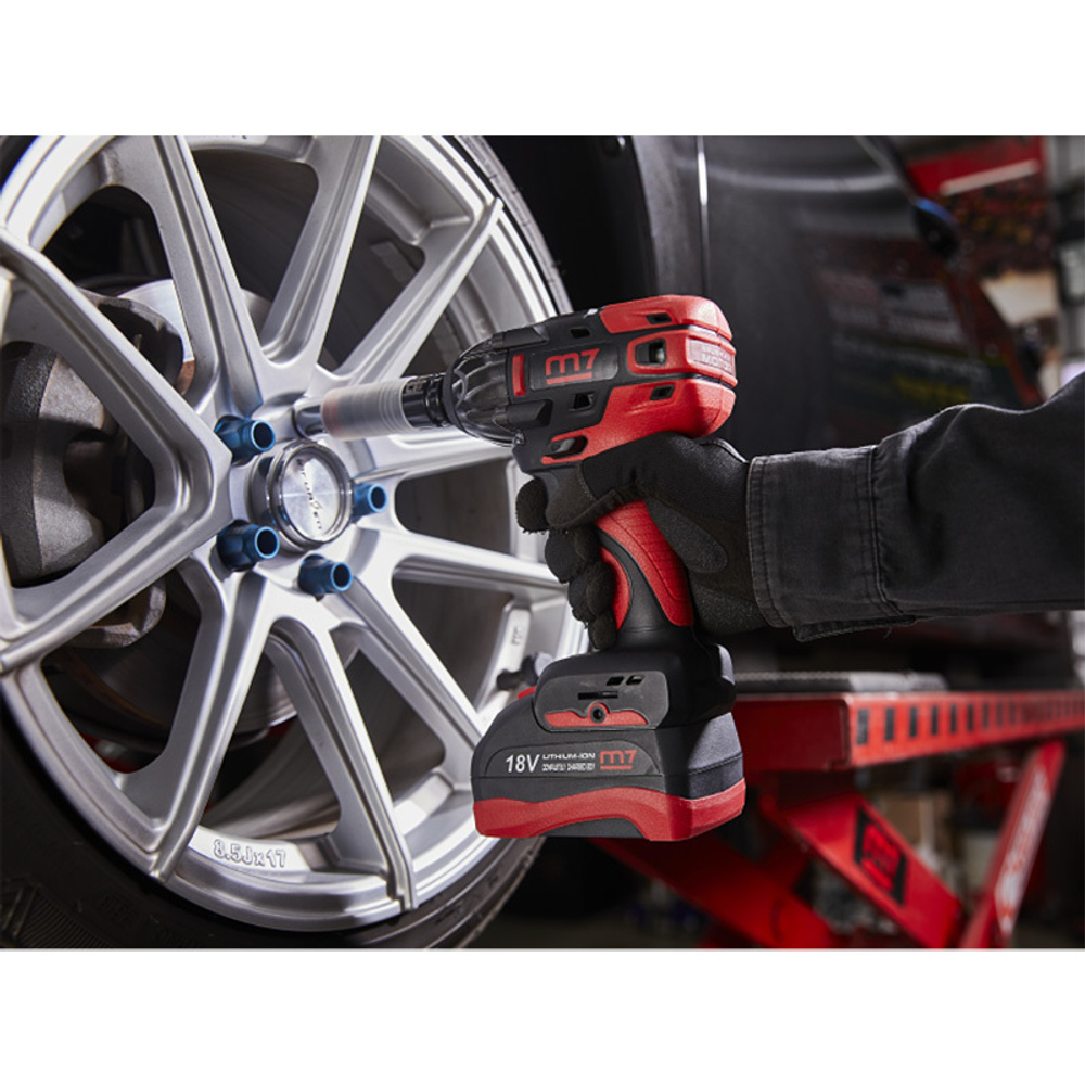 MIGHTY SEVEN (DW-401A) Гайковерт аккумуляторный ударный 1/2", 813 Нм, 18 В