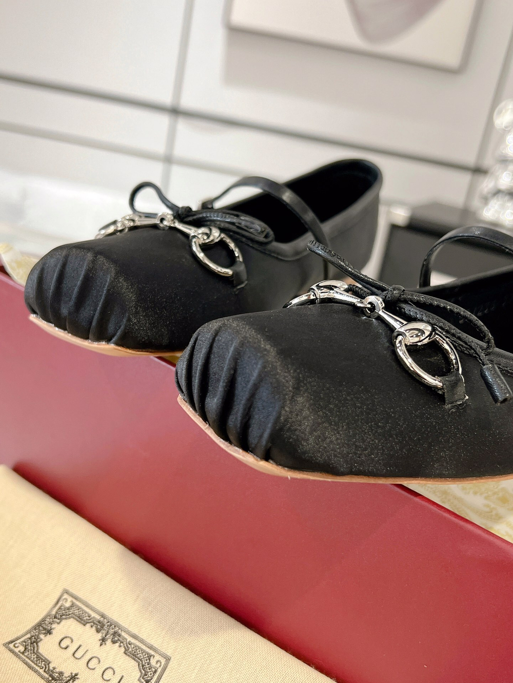 Gucci Flats (6 colors)
