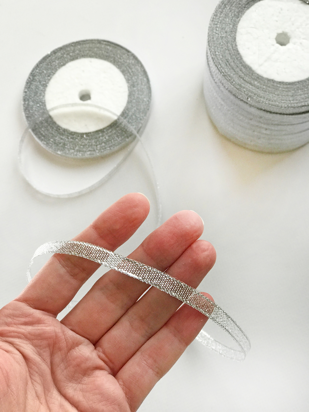 Лента парча 6 мм (25 ярд)  цвет серебро