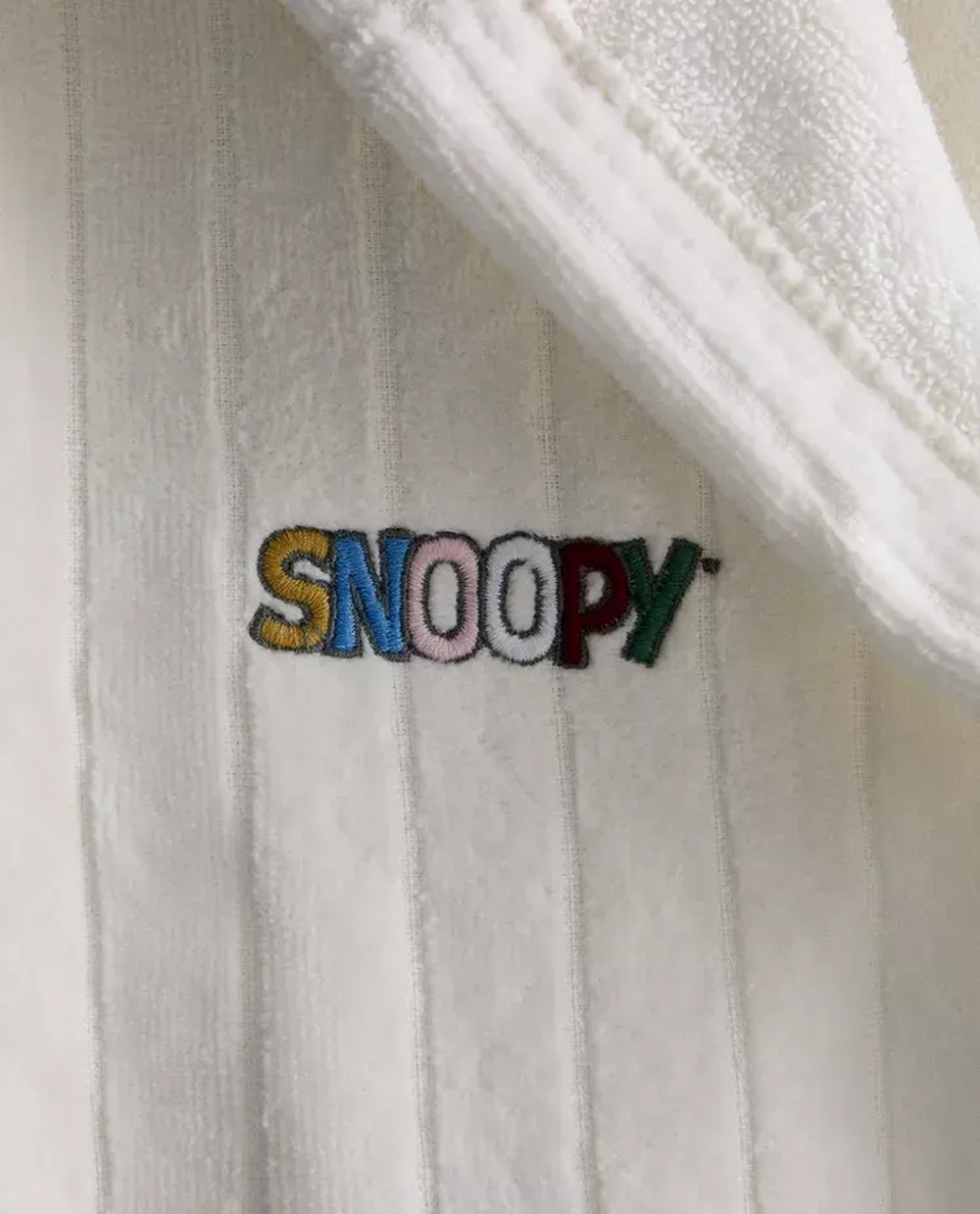 ZARA HOME ДЕТСКИЙ ХАЛАТ С ВЫШИВКОЙ "PEANUTS", ЖЕЛТОВАТО-БЕЛЫЙ