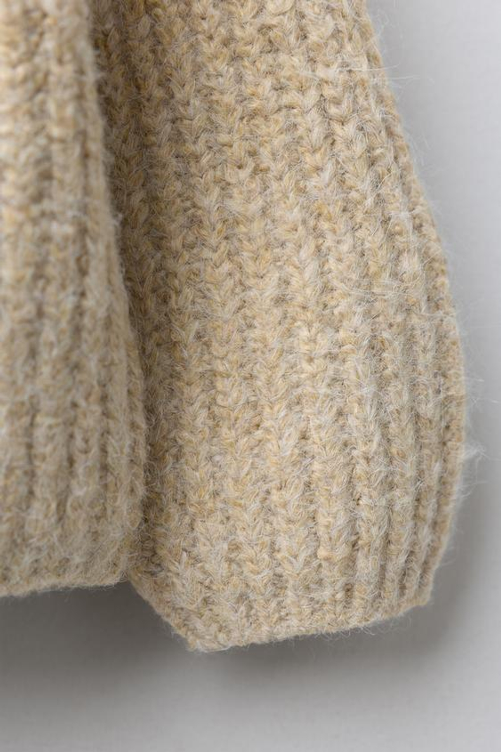 ZARA ВЯЗАНЫЙ КАРДИГАН, КРЕМОВЫЙ