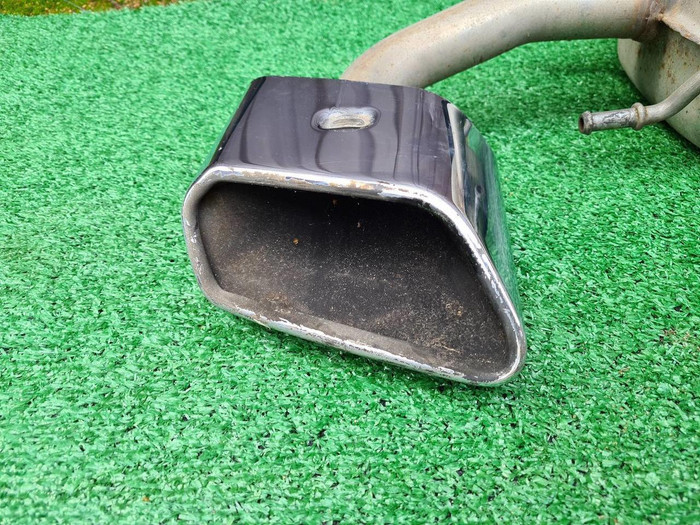 Глушитель Hongqi HS5 (2019-н.в.)