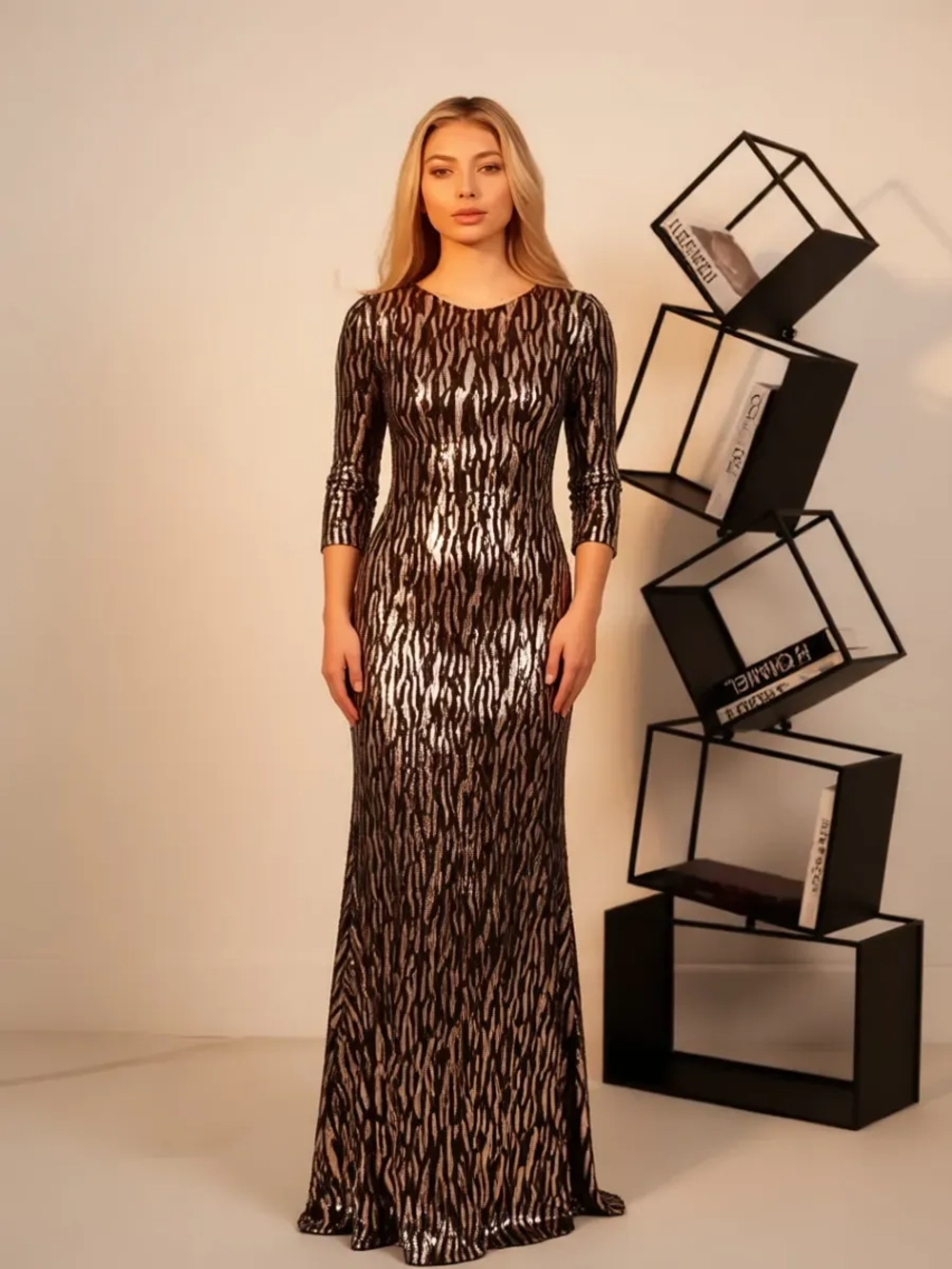 Платье элегантное вечернее