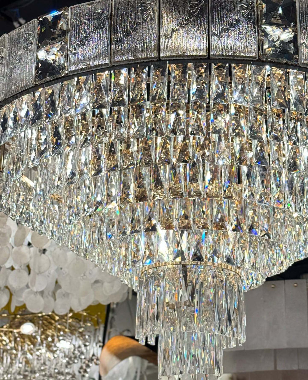 Роскошная хрустальная люстра с каскадным дизайном