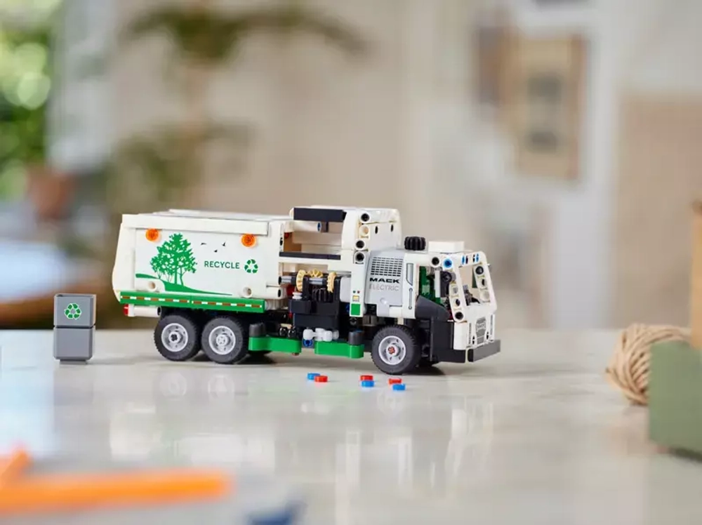 Technic garbage truck deals