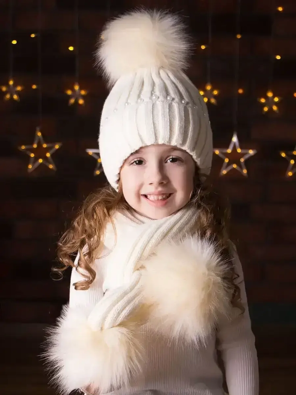 Шапка для девочки зимняя вязаная и шарф