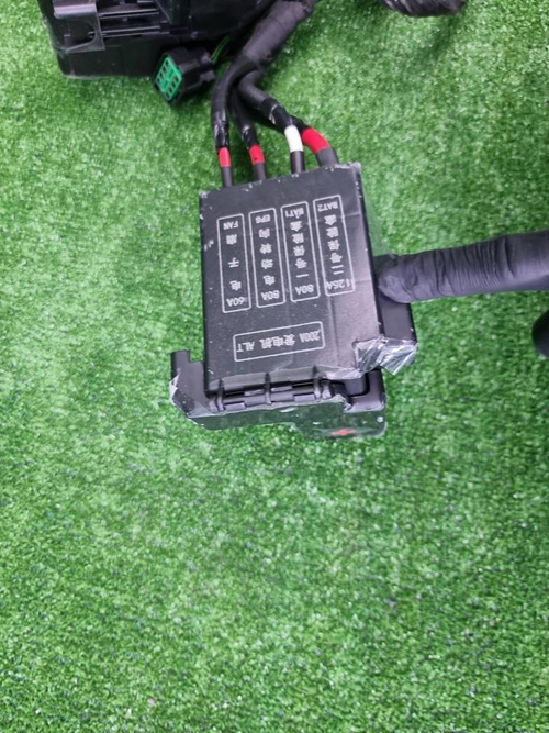 Проводка моторного отсека Haval F7 (2018-2024)