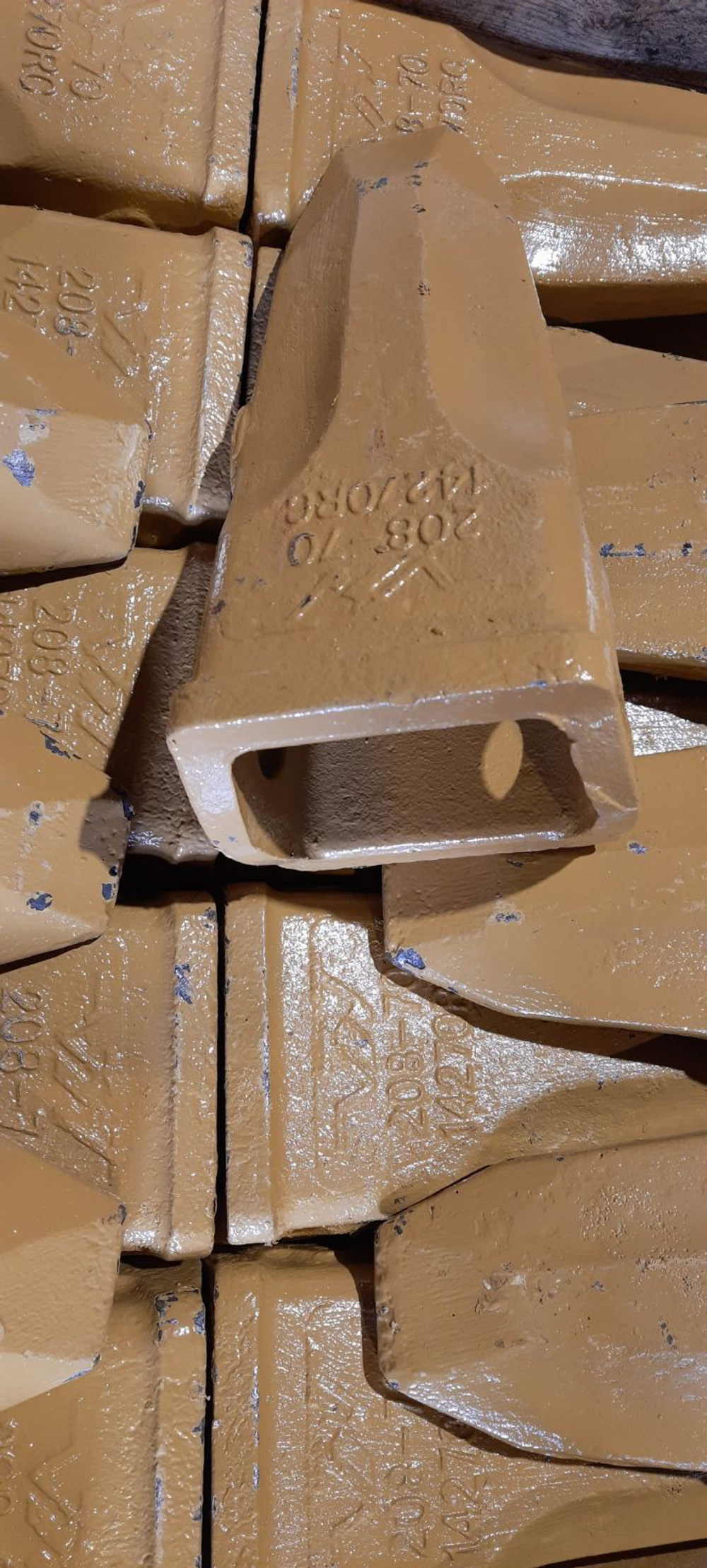 Коронка 208-70-14152RC скальная (PC400)