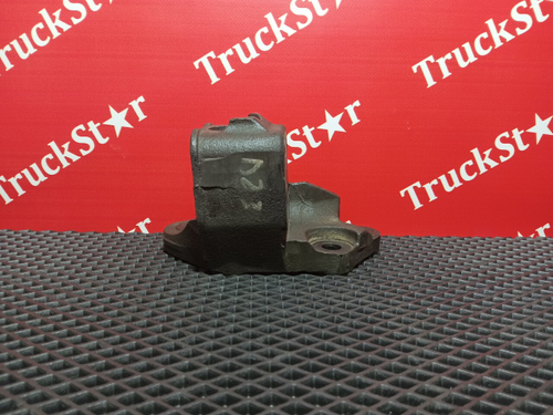 Кронштейн двигателя задний левый