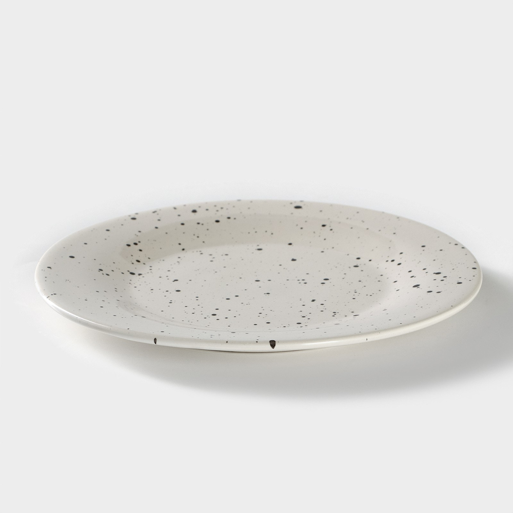 Тарелка фарфоровая в крапинку, d=20 см, h=2 см