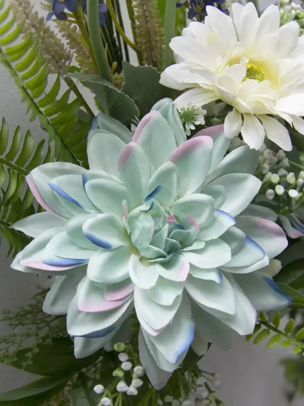 Искусственные цветы для декора в кашпо