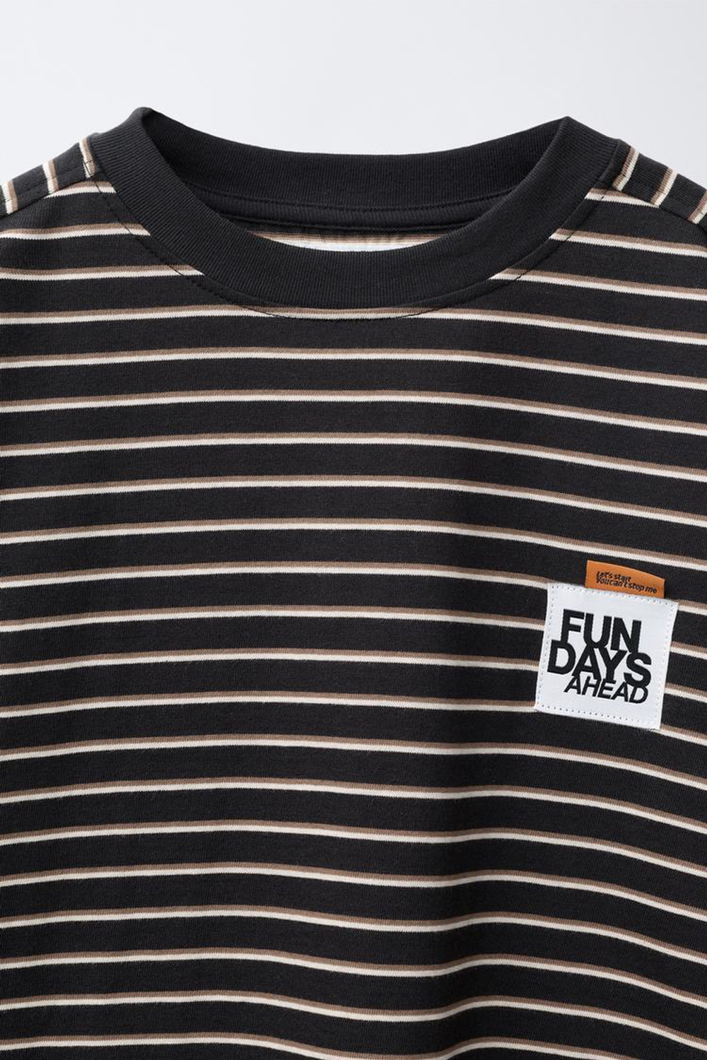 ZARA ФУТБОЛКА В ПОЛОСКУ С ДВОЙНЫМИ РУКАВАМИ, КОРИЧНЕВЫЙ