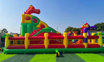 Большая надувная горка «Три дракона» 10,5*8,5*7 м
