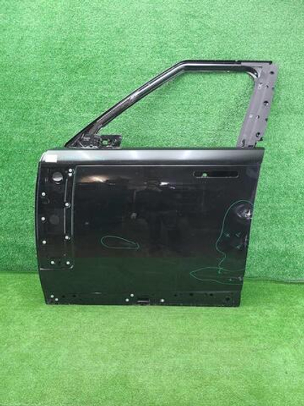 Дверь передняя левая Range Rover Vogue L460 21-нв