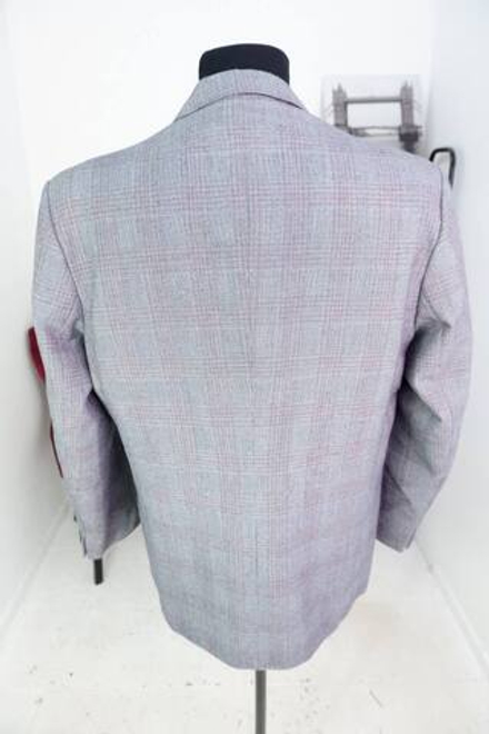 Пиджак в клетку, маркировка 170-100-88, визуально на 50 размер