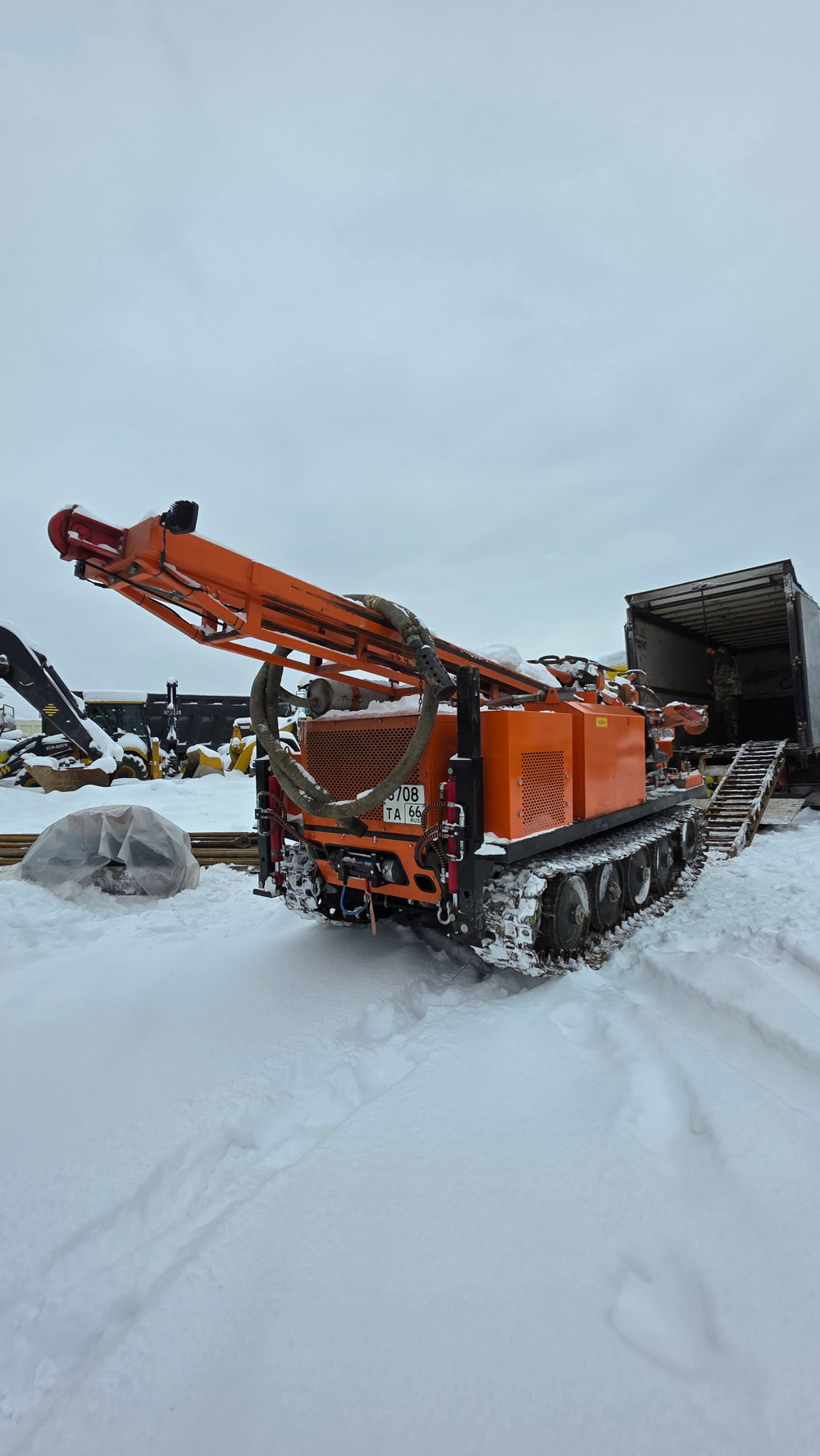 BST BST СБУ* Буровая установка BST СБУ ГТ4 (Дизельный, 4,8 л, 122 л.с. АТ)