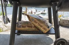 Угольная и дровяная гриль-коптильня Broil King Regal Offset 400