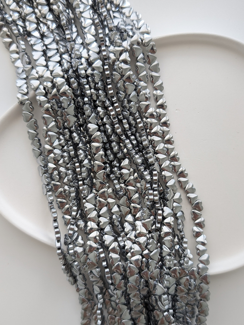 Гематит сердце 6мм