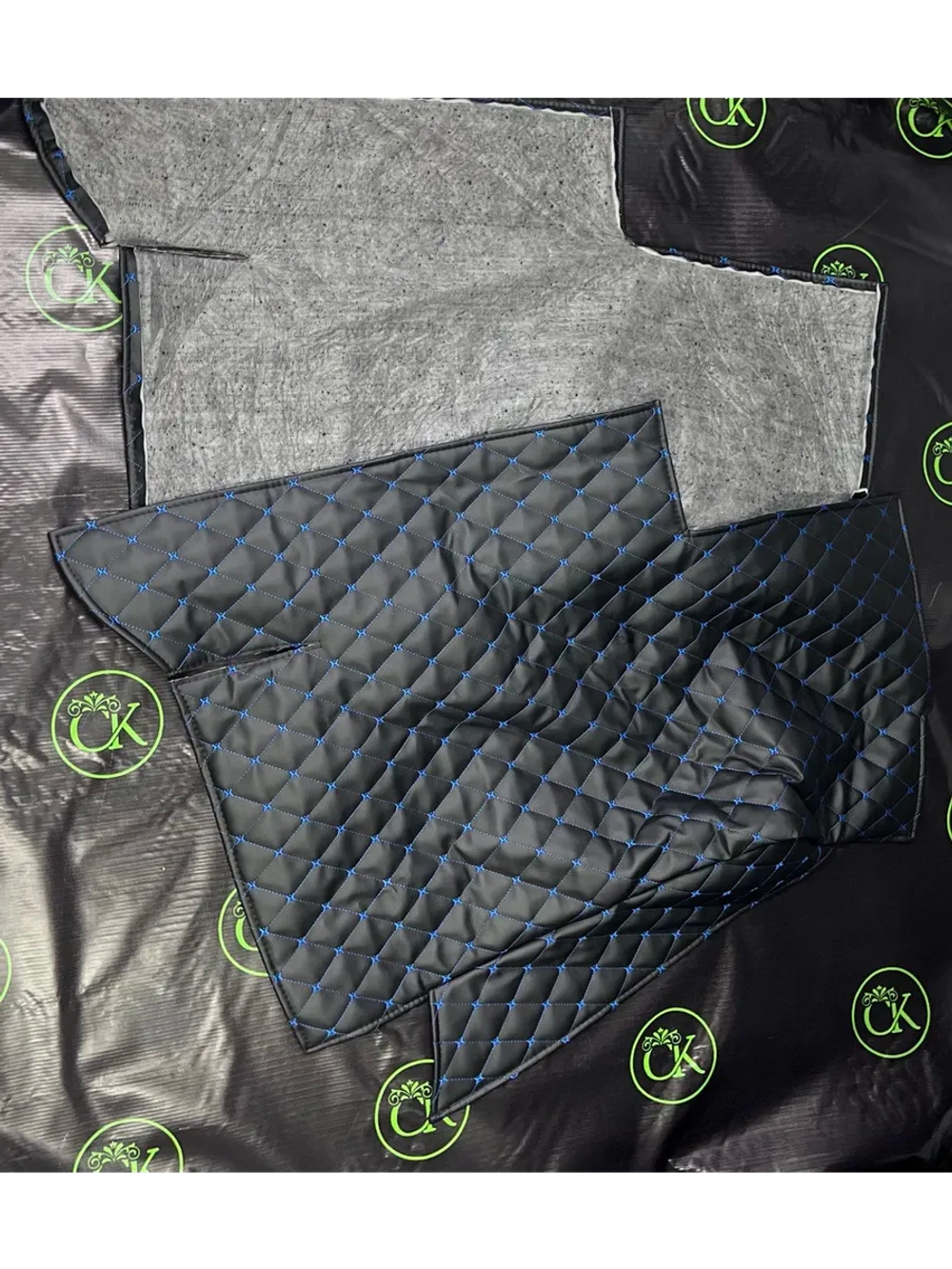 Коврики(утеплитель)под сиденья УАЗ452 Буханка(синяя Бабочка)