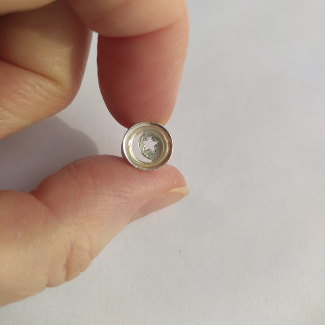 Плага с месяцем и звездой, серебро