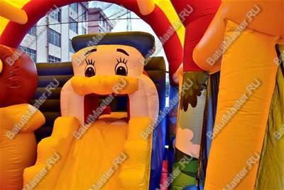 Надувной батут "Зверята с крышей 3" со скалодромом, 11*7*6 м