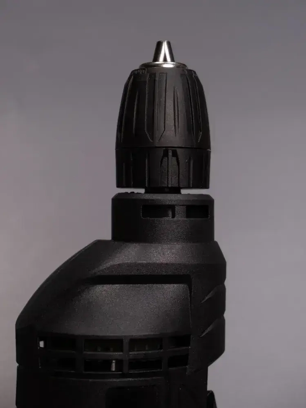 Дрель электрическая от сети 550Вт/регулировка оборотов 0-3000 об