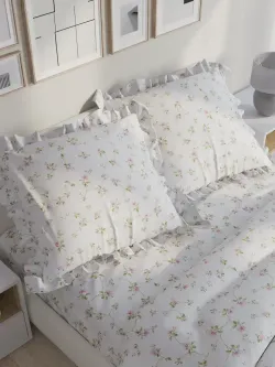 Декоративная наволочка с рюшами, оборками "Весенние цветы" 70х70 см, 1 шт, без молнии