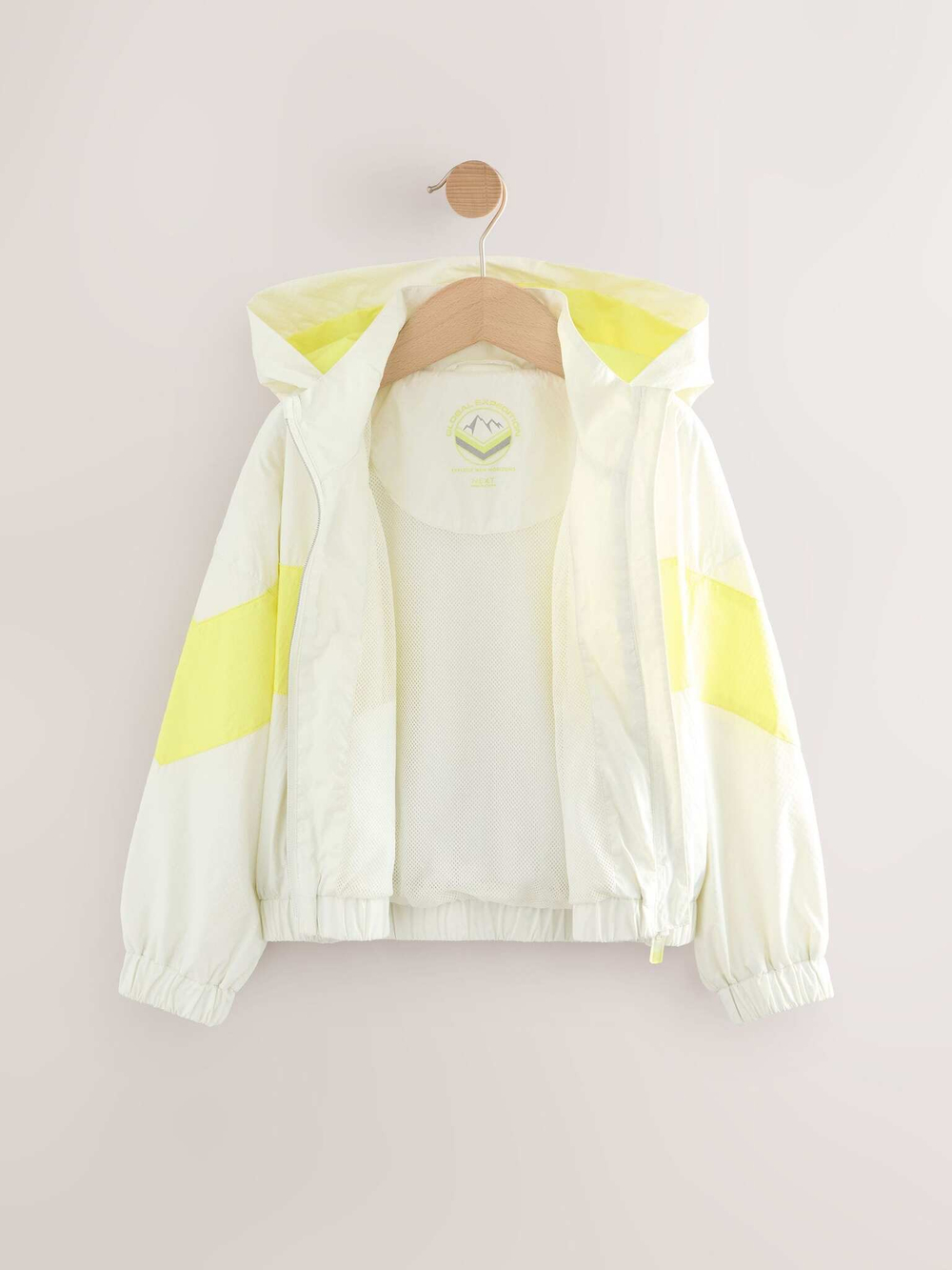 Куртка непромокаемая с капюшоном для девочки Next E33-632, Белый