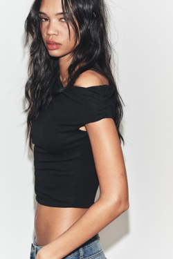ZARA АСИММЕТРИЧНЫЙ ДРАПИРОВАННЫЙ ТОП, ЧЕРНЫЙ