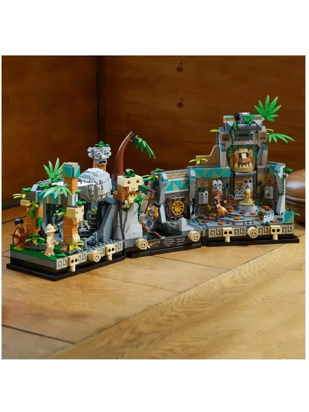 Конструктор Индиана Джонс Храм Золотого идола 1545 деталей