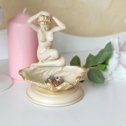 Подставка для украшений Девушка на ракушке Айвори