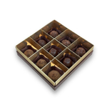 Коробка для конфет ПРЕМИУМ с большим окном 160*160*45 (9) (шоколадно-бежевая/золото)