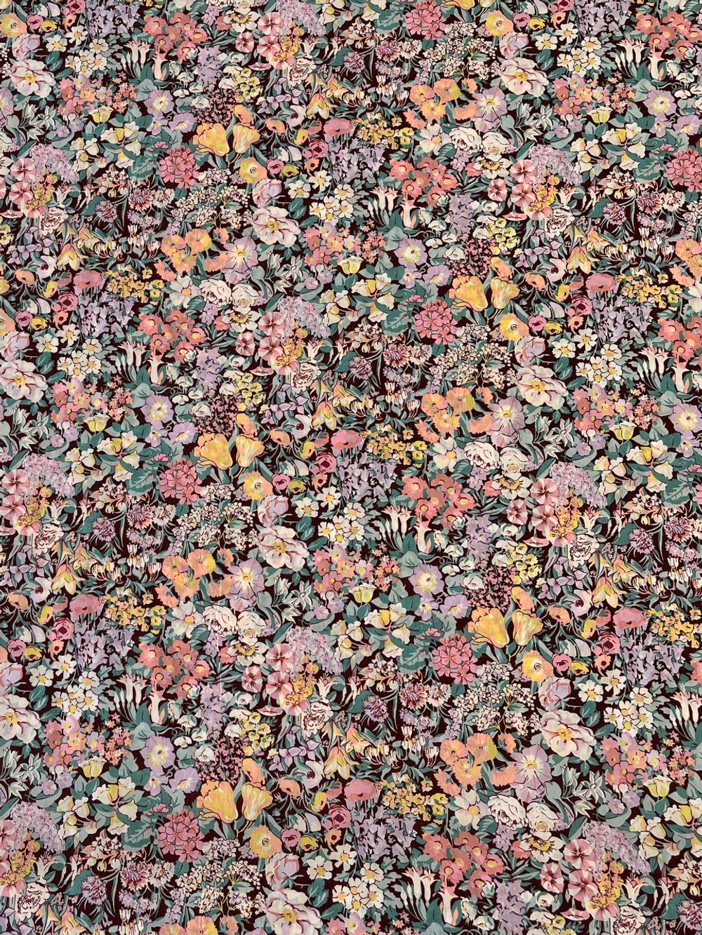 Хлопок Liberty вишневый с цветочным принтом Tana Lawn™ Cotton - The 150th Anniversary Collection