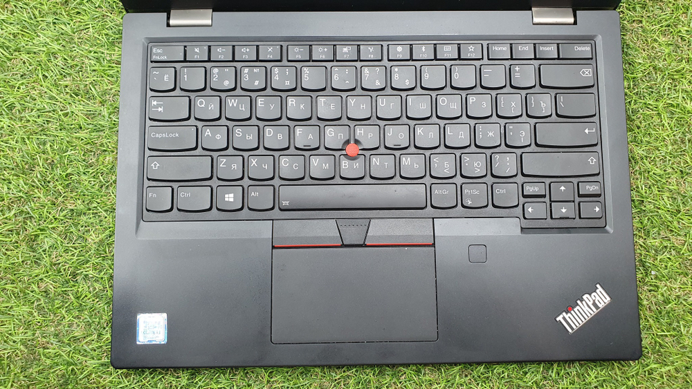 Ультрабук Lenovo i3-8/4 Gb/FHD покупка/продажа