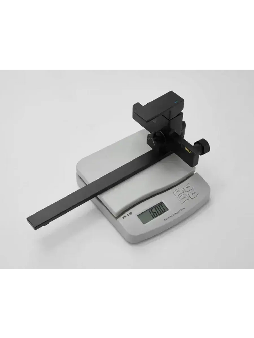 B22613-7 Смеситель для ванны BELZ