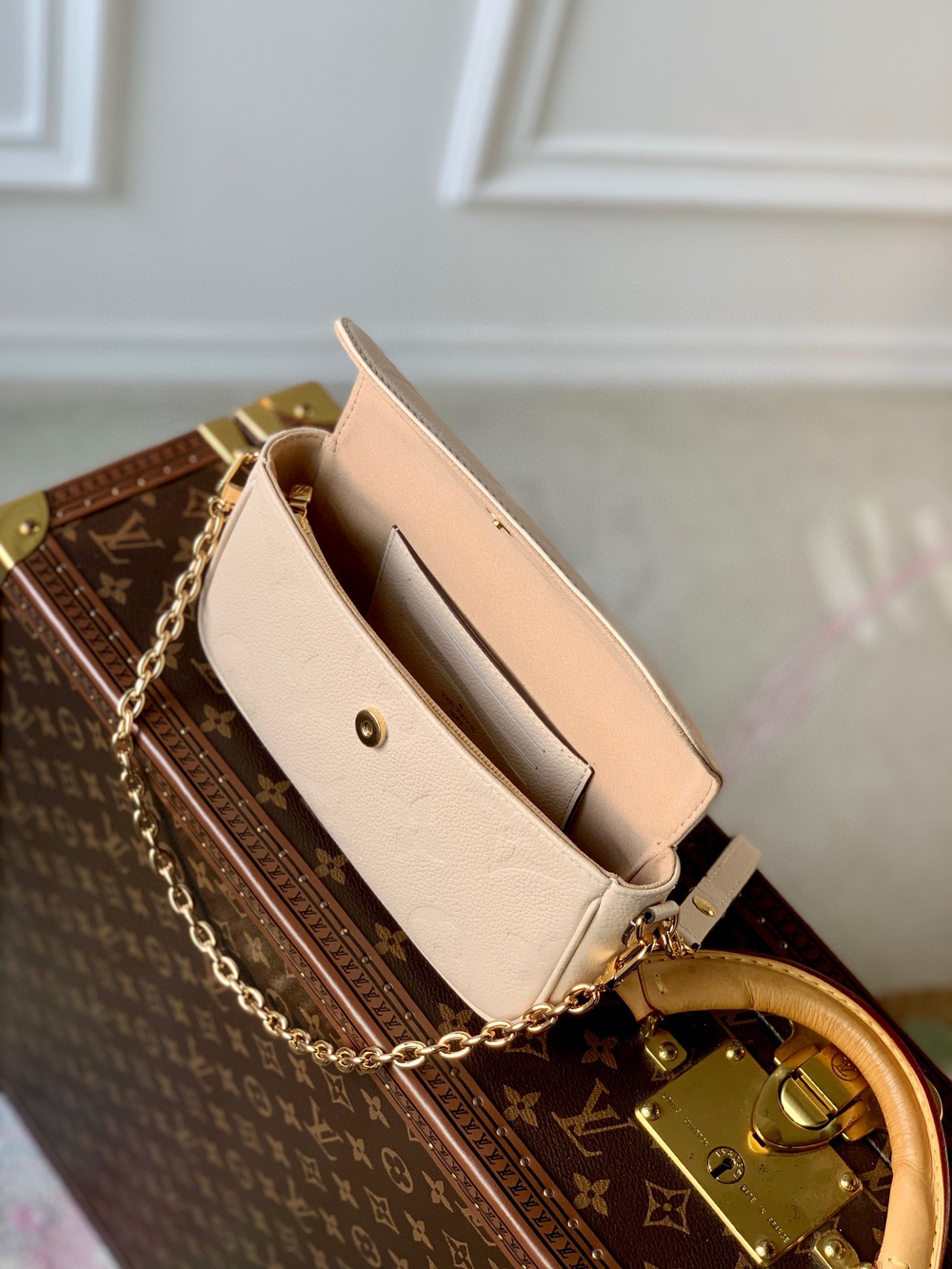 Louis Vuitton Wallet On Chain Ivy