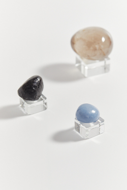 Подставка под камни