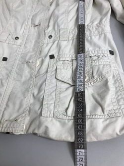 Куртка Trf легкая 46 размер