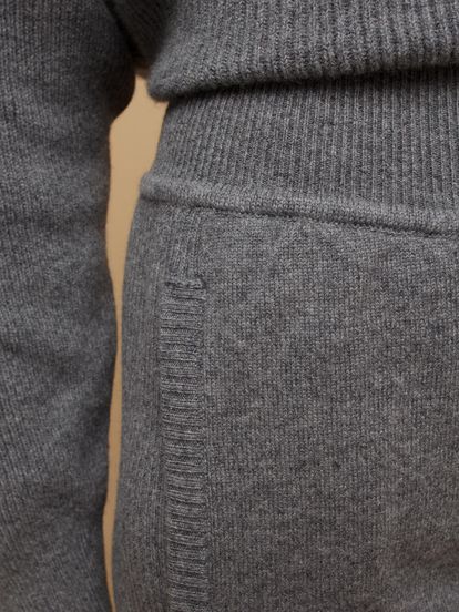 Женские брюки темно-серого цвета из 100% кашемира - фото 5