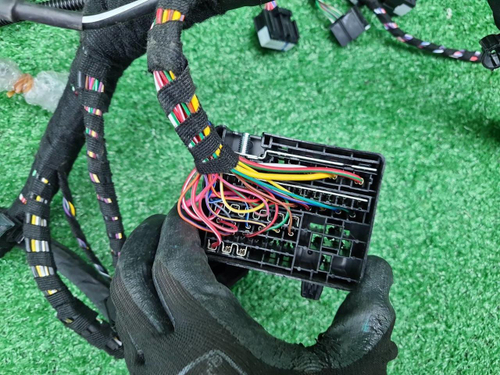 Проводка салонная Hongqi HS5 (2023-н.в.)