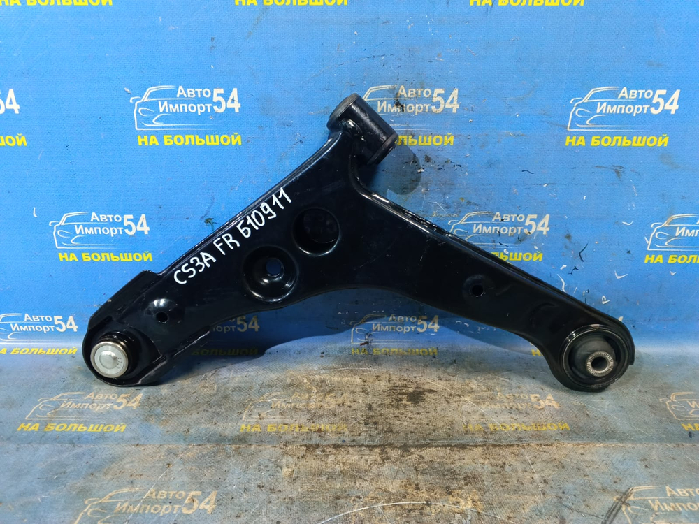 Рычаг передний правый MITSUBISHI LANCER 2000-2003