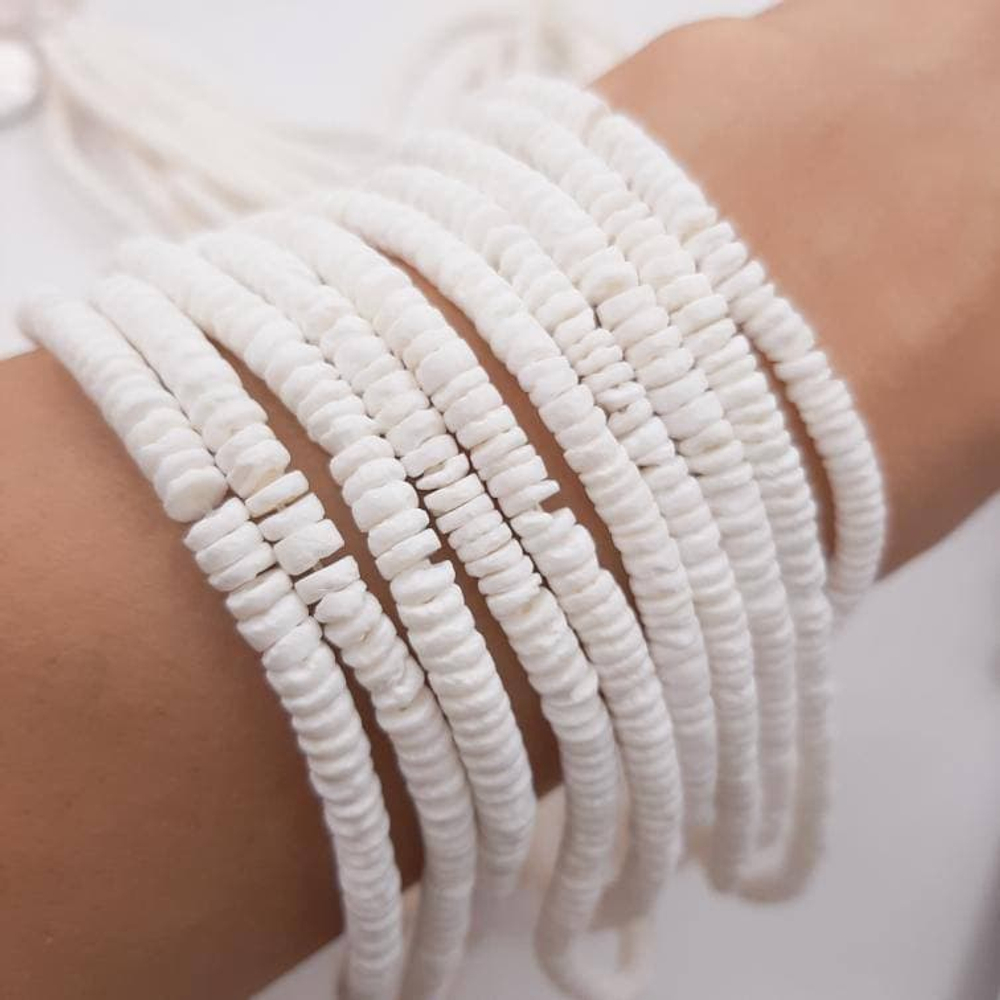 Р-бел Ракушечник белый, 4-6мм, нить 30см