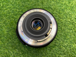 Canon EF-S 18-135mm 3.5-5.6 IS STM