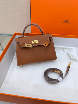 Hermes Kelly 19
