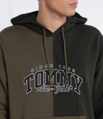 Худи TJM RLX VARSITY TWO-TONE HOODIE Tommy Jeans - хаки(DM0DM17802)