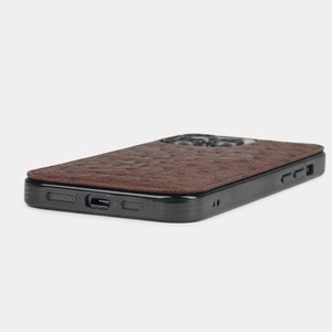 Чехол для iPhone 15 Pro Max из кожи страуса, бордового цвета