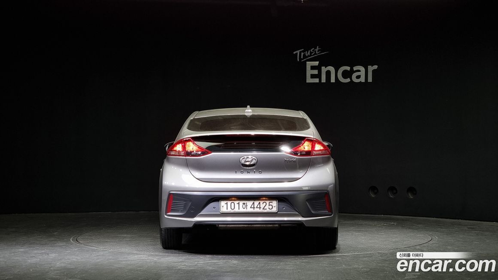 Hyundai The New Ionic Hybrid 1.6 HEV (04.2020)