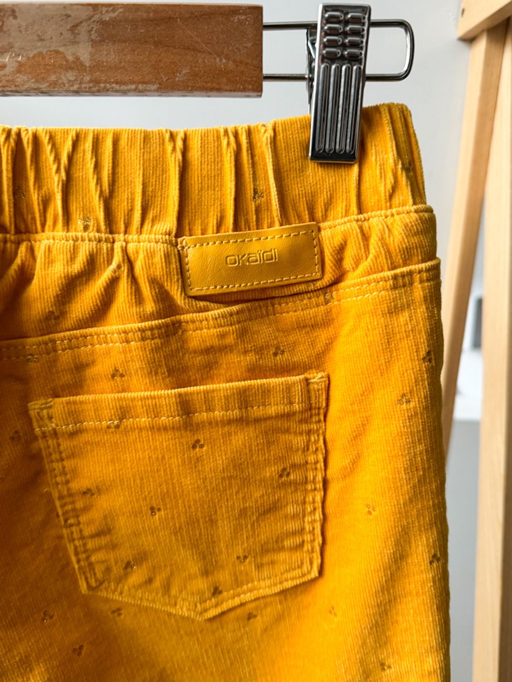 Новые вельветовые брюки Okaidi, 134