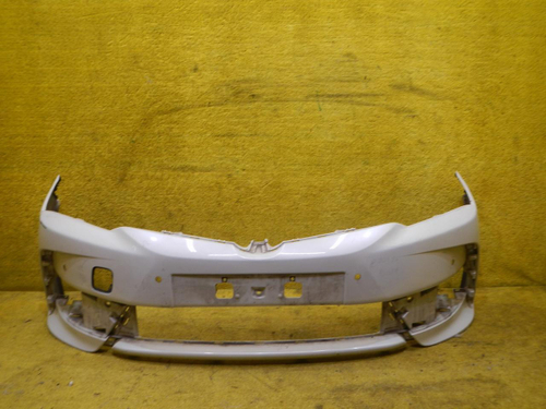 Бампер передний Toyota Corolla E160 (2015-2019)