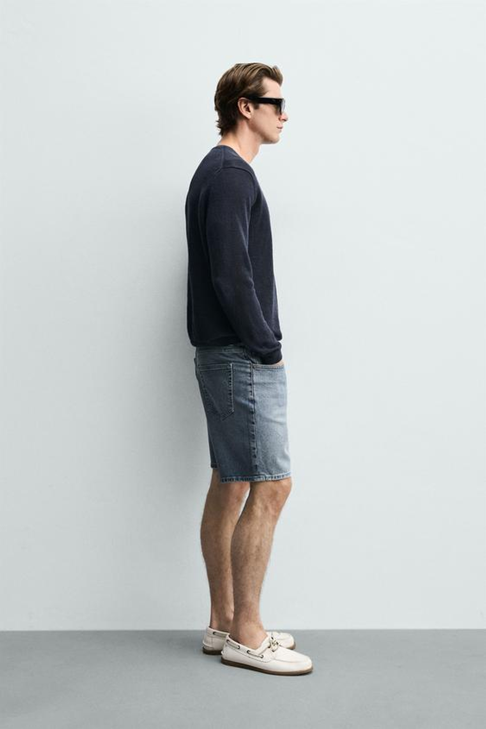ZARA ДЖИНСОВЫЕ ШОРТЫ REGULAR FIT, ВЫЦВЕТШИЙ СИНИЙ